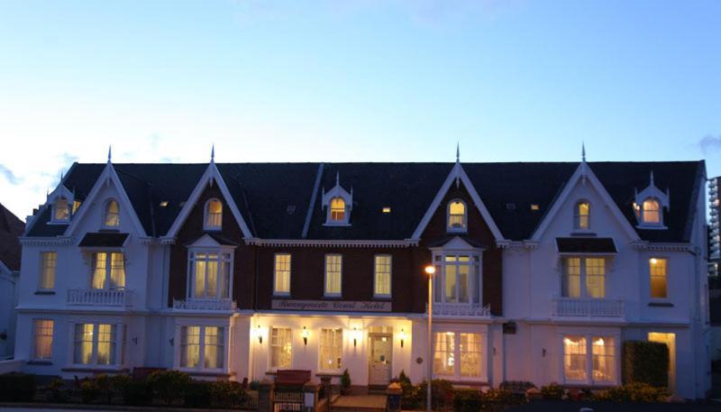 Runnymede Court Hotel سانت هلير جيرسي المظهر الخارجي الصورة